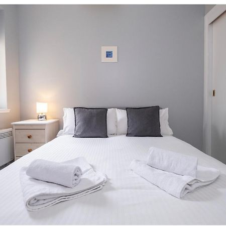 Alltan At Culloden Apartment Bagian luar foto